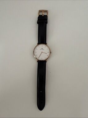 Daniel Wellington Black Leather Watch with Rose Gold Case